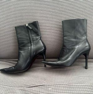 GUCCI boots. Authentic.